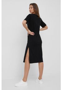 Armani Exchange sukienka bawełniana kolor czarny mini prosta. Okazja: na co dzień. Kolor: czarny. Materiał: bawełna. Długość rękawa: krótki rękaw. Wzór: nadruk. Typ sukienki: proste. Styl: casual. Długość: mini