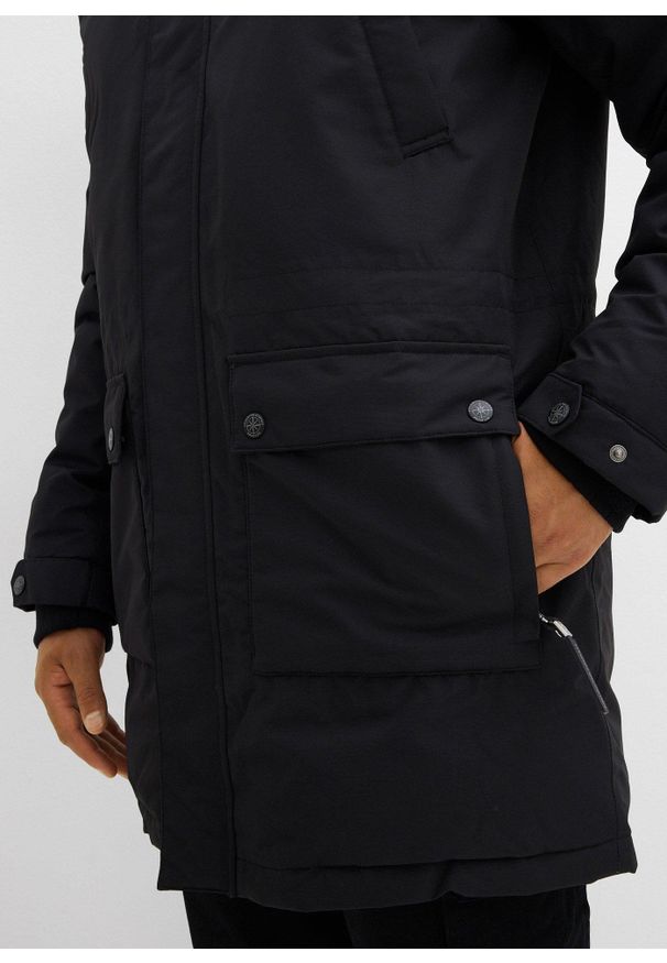 bonprix - Parka Essential hybrydowa, termiczna, z puchu z recyklingu, spodnia strona pikowana. Kolor: czarny. Materiał: puch