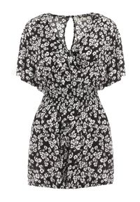 Born2be - Czarny Kombinezon Kala. Kolor: czarny. Materiał: wiskoza. Długość: krótkie. Wzór: kwiaty. Sezon: lato #4