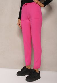 Renee - Fuksjowe Spodnie z Bawełną High Waist Ozdobione Sznurkiem Venaline. Okazja: na co dzień. Stan: podwyższony. Kolor: różowy. Materiał: bawełna. Wzór: aplikacja. Styl: klasyczny, casual #4