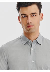 Pako Lorente - PAKO LORENTE - Biała koszula męska mikrowzór. Kolor: biały. Materiał: bawełna. Długość rękawa: długi rękaw. Długość: długie. Sezon: jesień #2