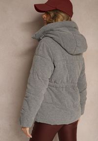 Renee - Szara Kurtka z Pikowanymi Przeszyciami i Kapturem ze Ściągaczami Torisia. Okazja: do pracy. Kolor: szary. Materiał: materiał, jeans. Długość rękawa: długi rękaw. Długość: długie. Styl: sportowy, klasyczny, elegancki #5