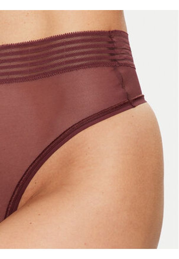 Triumph Komplet 2 par stringów Tempting Sheer 10218590 Brązowy. Kolor: brązowy. Materiał: syntetyk