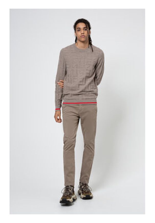 Hugo Spodnie materiałowe David204d 50437976 Beżowy Slim Fit. Kolor: beżowy. Materiał: bawełna
