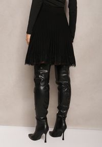 Renee - Czarna Spódnica Mini Rozkloszowana z Gumką w Talii Saniurio. Kolor: czarny. Długość: krótkie #3