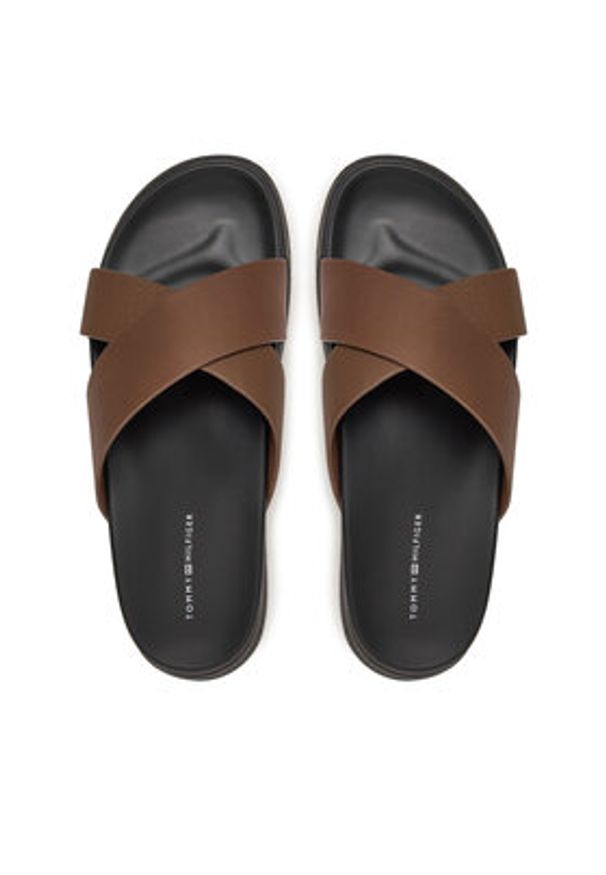 TOMMY HILFIGER - Tommy Hilfiger Klapki D Density Hilfiger Lth Cc Sand FM0FM05358 Brązowy. Kolor: brązowy. Materiał: skóra