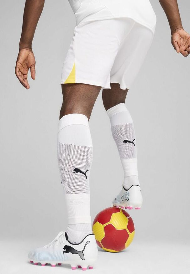 Puma - Szorty meczowe RC Lens 2024/25. Kolor: biały, czarny, wielokolorowy. Sport: piłka nożna