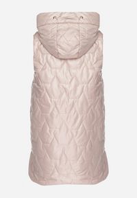 Born2be - Beżowa Długa Kamizelka z Pikowaniem i Ozdobnymi Suwakami Desilla. Okazja: na co dzień. Kolor: beżowy. Materiał: jeans. Długość: długie. Styl: casual #3