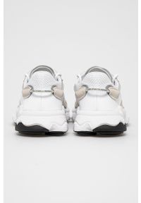 adidas Originals Buty Ozweego EE6464 kolor biały EE6464-WHT/WHT/BL. Nosek buta: okrągły. Zapięcie: sznurówki. Kolor: biały. Materiał: materiał, guma #3