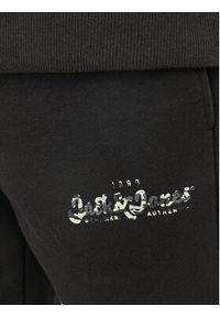Jack&Jones Junior Spodnie dresowe 12237173 Czarny Comfort Fit. Kolor: czarny. Materiał: bawełna, dresówka, syntetyk #4