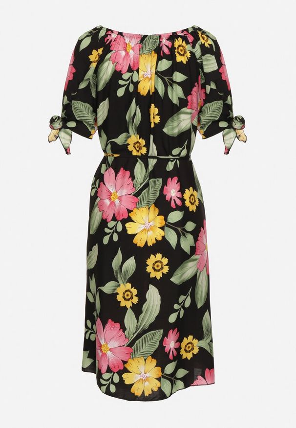 Born2be - Czarna Bawełniana Sukienka w Kwiatowy Wzór z Wiązaniem w Talii i na Rękawach Tosmira. Okazja: na co dzień, na spacer. Kolor: czarny. Materiał: bawełna. Wzór: kwiaty. Sezon: lato. Styl: casual, elegancki