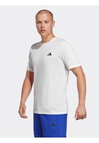 Adidas - adidas Koszulka techniczna Train Essentials IC7423 Biały Regular Fit. Kolor: biały. Materiał: syntetyk #1