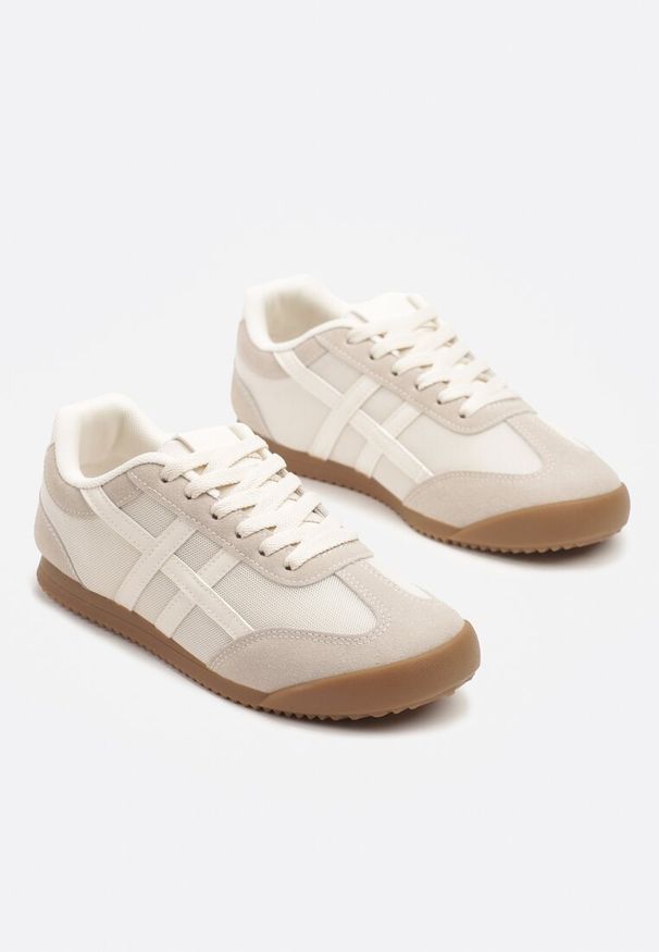 Renee - Beżowe Sneakersy Typu Klasyczne Tenisówki Isnnoria. Okazja: na co dzień. Kolor: beżowy. Materiał: jeans