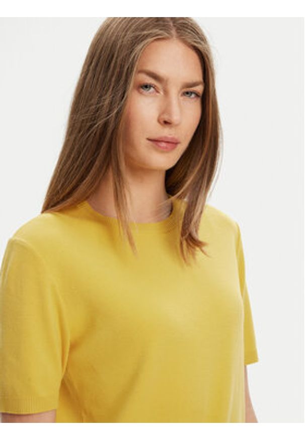 United Colors of Benetton - United Colors Of Benetton Sweter 1091D10D5 Żółty Relaxed Fit. Kolor: żółty. Materiał: bawełna
