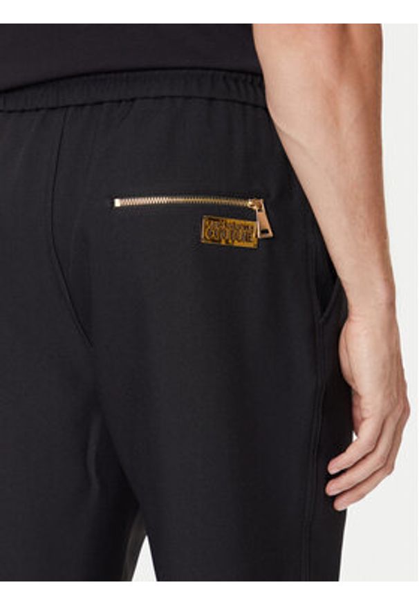 Versace Jeans Couture Spodnie materiałowe 79GAA100 N0136 Czarny Regular Fit. Kolor: czarny. Materiał: syntetyk