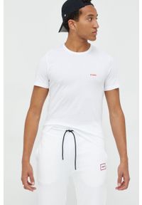 Hugo - HUGO t-shirt bawełniany 3-pack kolor biały z nadrukiem. Kolor: biały. Materiał: bawełna. Długość rękawa: krótki rękaw. Długość: krótkie. Wzór: nadruk #4