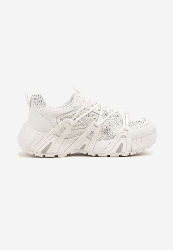 Born2be - Białe Sneakersy na Grubej Podeszwie z Geometrycznym Wzorem i Cyrkoniami Lavinoria. Okazja: na co dzień. Kolor: biały. Materiał: jeans. Wzór: geometria