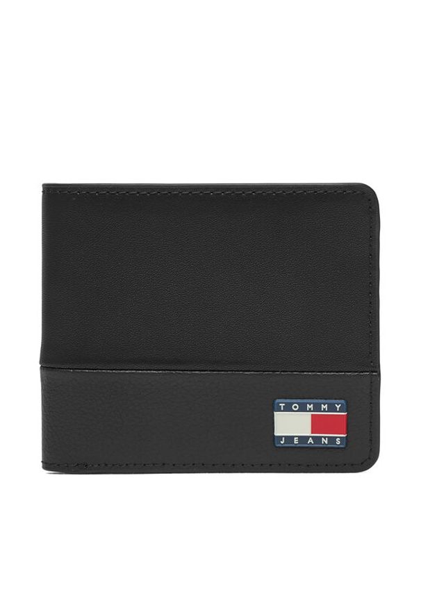 Tommy Jeans Portfel Tjm Heritage Cc Wallet AM0AM13865 Czarny. Kolor: czarny. Materiał: skóra