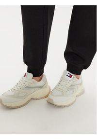 TOMMY HILFIGER - Tommy Hilfiger Spodnie dresowe Essential WW0WW45966 Czarny Regular Fit. Kolor: czarny. Materiał: bawełna, syntetyk #3