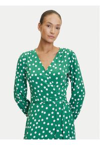 Tatuum Sukienka codzienna Sia T2505.203 Zielony Regular Fit. Okazja: na co dzień. Kolor: zielony. Materiał: wiskoza. Typ sukienki: proste. Styl: casual