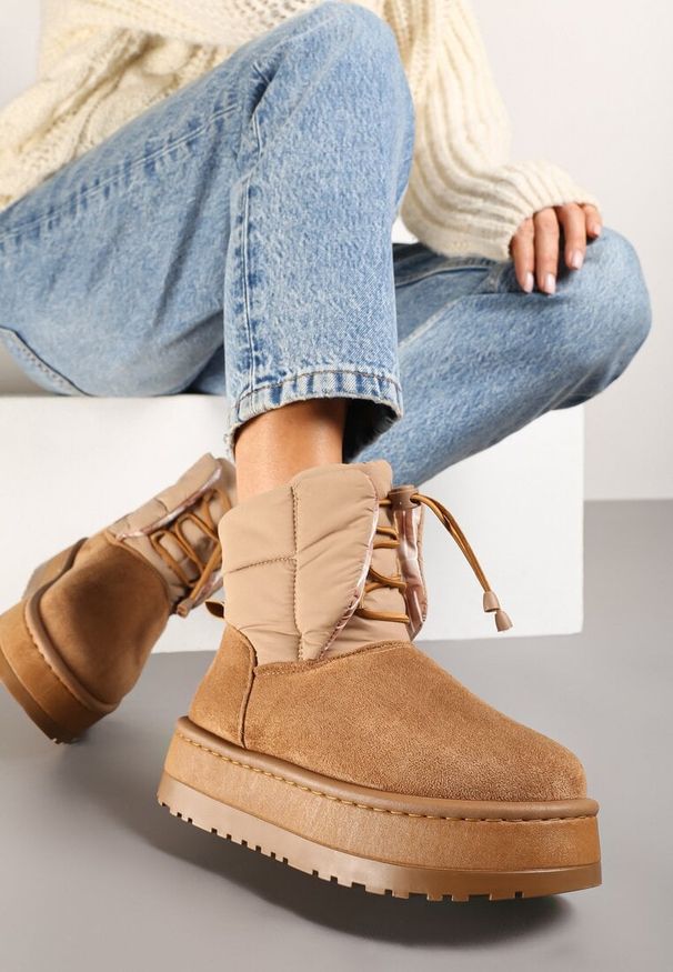Born2be - Jasnobrązowe Pikowane Sznurowane Śniegowce na Grubej Podeszwie Mazilia. Okazja: na co dzień. Zapięcie: sznurówki. Kolor: brązowy. Materiał: jeans, wełna. Sezon: zima. Obcas: na obcasie. Styl: elegancki, casual. Wysokość obcasa: średni