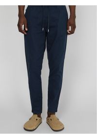Matinique Spodnie materiałowe Barton 30206031 Granatowy Regular Fit. Kolor: niebieski. Materiał: bawełna, len #1