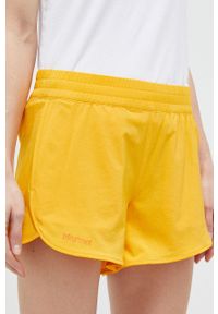 Marmot szorty outdoorowe Elda kolor pomarańczowy gładkie medium waist. Kolor: pomarańczowy. Materiał: tkanina, włókno, materiał. Wzór: gładki #1