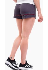 Spodenki sportowe damskie Nike Dri-FIT Academy. Kolor: fioletowy. Technologia: Dri-Fit (Nike). Długość: krótkie #2