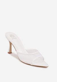 Born2be - Białe Klapki na Szpilce z Siateczkową Wyciętą Cholewką Laomesine. Nosek buta: otwarty. Kolor: biały. Materiał: skóra, materiał. Sezon: lato. Obcas: na szpilce. Styl: klasyczny. Wysokość obcasa: średni #8