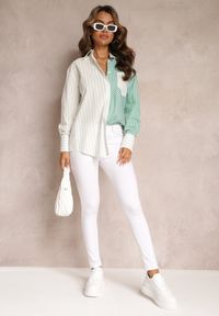 Renee - Zielono-Biała Koszula Oversize w Paski Issele. Kolor: biały. Materiał: materiał. Wzór: paski. Styl: elegancki