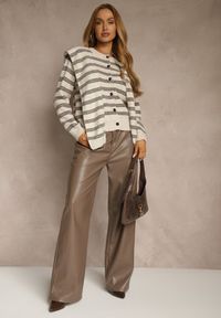 Renee - Beżowy Kardigan z Dodatkiem Wełny Zdobiony Wzorem w Paski i Narzutką Fedira. Okazja: na co dzień. Kolor: beżowy. Materiał: wełna. Długość: krótkie. Wzór: paski, aplikacja. Styl: casual, klasyczny #3