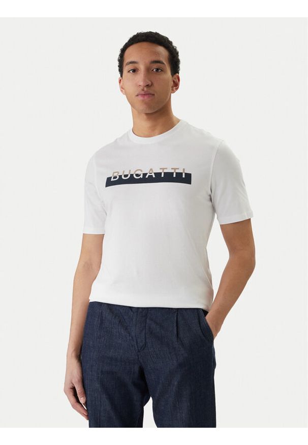 Bugatti T-Shirt 8350-75043C Biały Regular Fit. Kolor: biały. Materiał: bawełna
