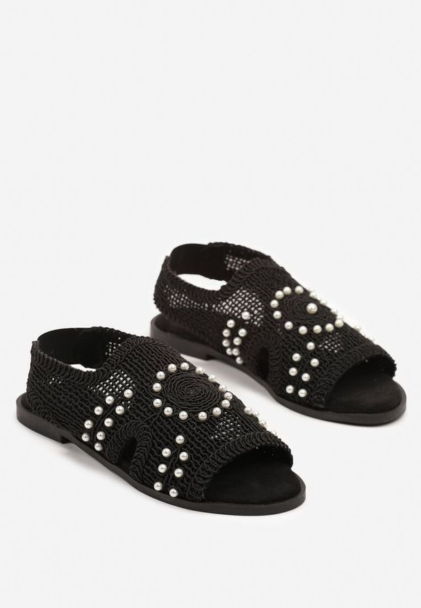 Born2be - Czarne Sandały Vices z Plecionki Ozdobione Perłami Lilozi. Okazja: na co dzień. Kolor: czarny. Wzór: aplikacja. Styl: casual, elegancki, klasyczny