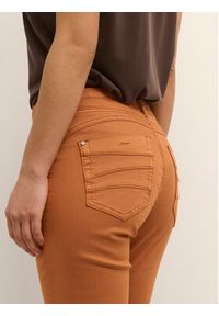 Cream Spodnie materiałowe Lotte Plain Twill 10606565 Brązowy Regular Fit. Kolor: brązowy. Materiał: syntetyk, materiał