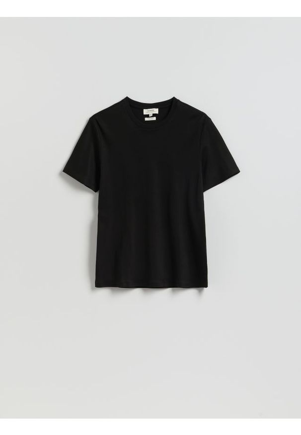 Reserved - T-shirt regular fit z lyocellem - czarny. Kolor: czarny. Materiał: bawełna