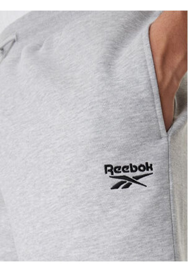 Reebok Szorty sportowe Bazunu RK25558CCM Szary Regular Fit. Kolor: szary. Materiał: bawełna. Styl: sportowy