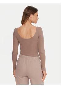 Guess Body O5RM08 KBBU1 Beżowy Regular Fit. Kolor: beżowy