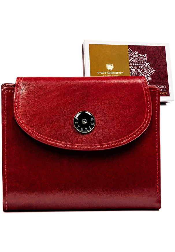 Portfel damski ze skóry naturalnej w czerwonym kolorze zamykany na zatrzask - Peterson. Kolor: czerwony. Materiał: skóra