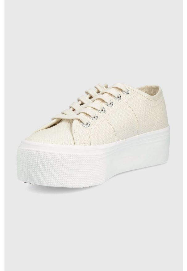Superga tenisówki damskie kolor beżowy. Nosek buta: okrągły. Zapięcie: sznurówki. Kolor: beżowy. Materiał: guma. Obcas: na platformie