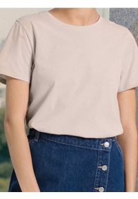 Sinsay - Bawełniana koszulka basic - beżowy. Kolor: beżowy. Materiał: bawełna #1
