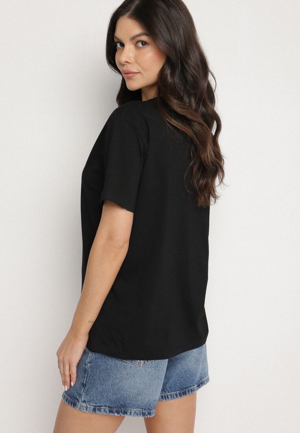Born2be - Czarny T-shirt z Bawełny z Aplikacją z Cyrkoniami Deraine. Okazja: na co dzień. Kolor: czarny. Materiał: bawełna. Wzór: aplikacja. Styl: elegancki, casual, klasyczny
