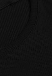 Born2be - Czarny Prążkowany T-shirt Ozdobiony po Bokach Marszczeniem Nedisa. Okazja: na co dzień. Kolor: czarny. Materiał: prążkowany. Wzór: aplikacja. Styl: casual #8