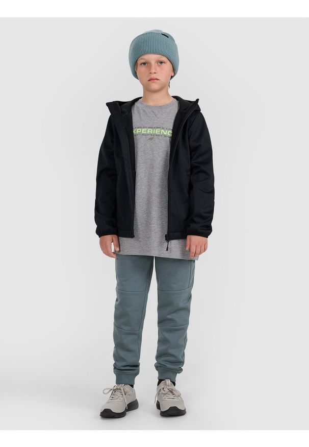 4f - 4F Kurtka softshell wiatroodporna membrana 5000 chłopięca - czarna 164 (13-14 lat). Okazja: na co dzień. Typ kołnierza: kaptur. Kolor: czarny. Materiał: softshell. Sezon: lato. Styl: klasyczny, casual