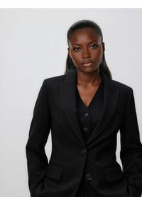 Reserved - Jednorzędowa marynarka z wiskozą - czarny. Kolor: czarny. Materiał: wiskoza