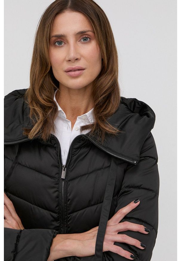 Marella Kurtka kolor czarny zimowa. Okazja: na co dzień. Kolor: czarny. Sezon: zima. Styl: casual