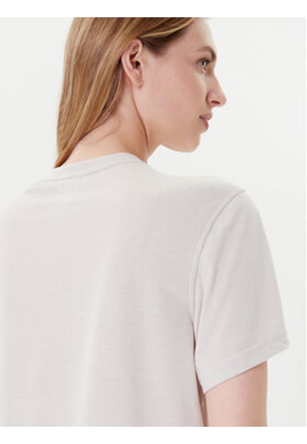 Adidas - adidas Koszulka techniczna Train Essentials JE6169 Beżowy Loose Fit. Kolor: beżowy. Materiał: syntetyk