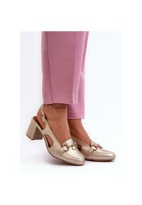 Skórzane Sandały Na Słupku Maciejka 06419-25 Złote złoty. Zapięcie: pasek. Kolor: złoty. Materiał: skóra. Obcas: na słupku. Styl: elegancki. Wysokość obcasa: średni #5