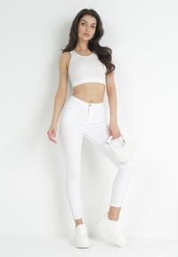 Born2be - Białe Spodnie Skinny Nyryore. Kolor: biały. Styl: elegancki #1