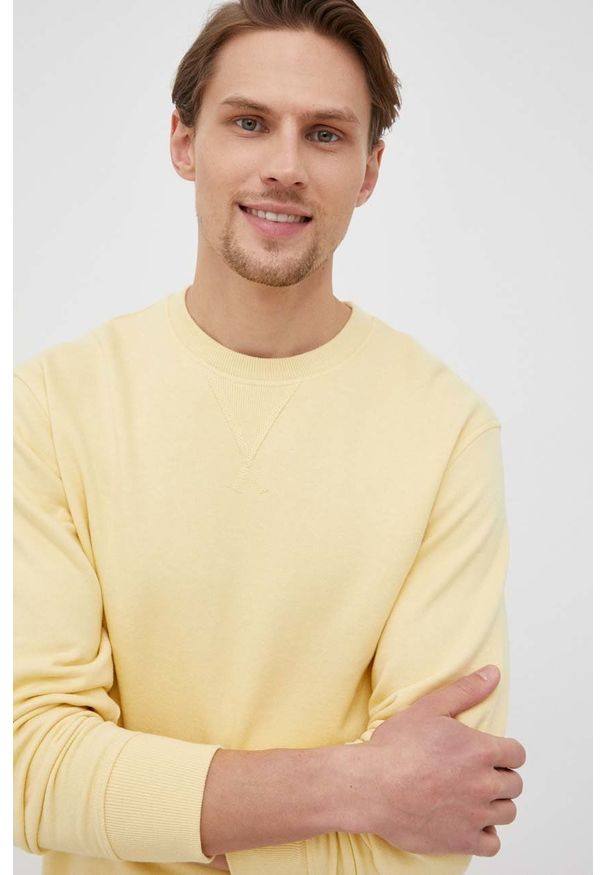 Selected Homme bluza bawełniana męska kolor żółty gładka. Okazja: na co dzień. Kolor: żółty. Materiał: bawełna. Wzór: gładki. Styl: casual