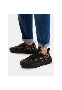 Sneakersy Versace Jeans Couture. Kolor: czarny #1